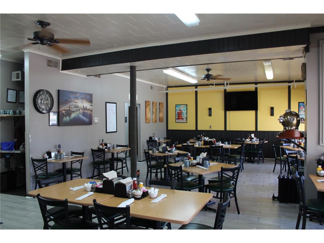 704 E Grand Avenue Chippewa Falls WI 54729 1576541 image8