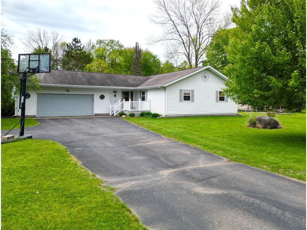 704 Phillips Avenue E Ladysmith WI 54848 - Flambeau 1599677 image1