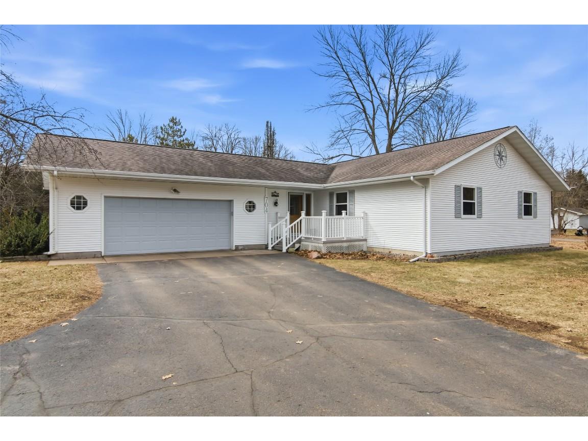 704 Phillips Avenue E Ladysmith WI 54848 - Flambeau 1599677 image55