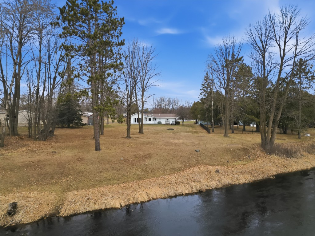 704 Phillips Avenue E Ladysmith WI 54848 - Flambeau 1599677 image56
