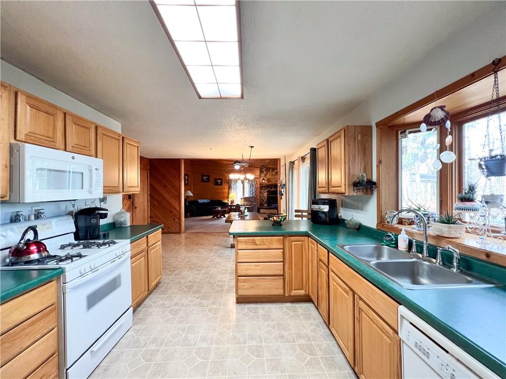 7042 N Lake Shore Drive Couderay WI 54828 - Blueberry 1591099 image22