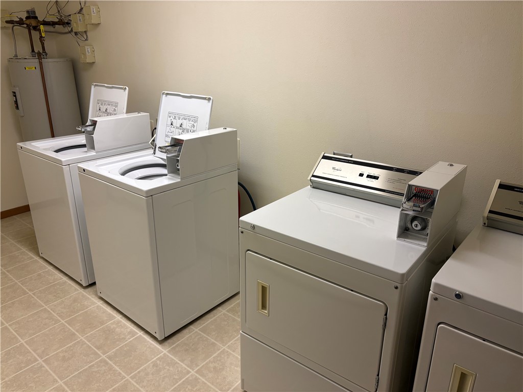 705 Bruce Court #9 Menomonie WI 54751 1597413 image16