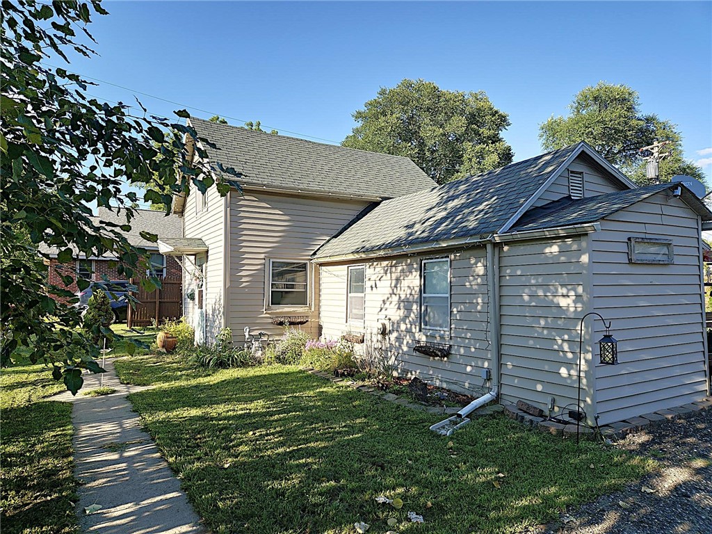 710 E 10th Avenue Durand WI 54736 1595060 image1