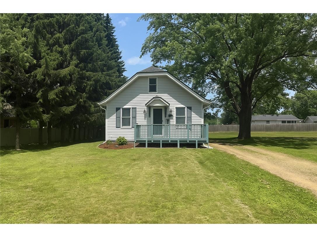 710 Olive Street Chippewa Falls WI 54729 1593376 image1