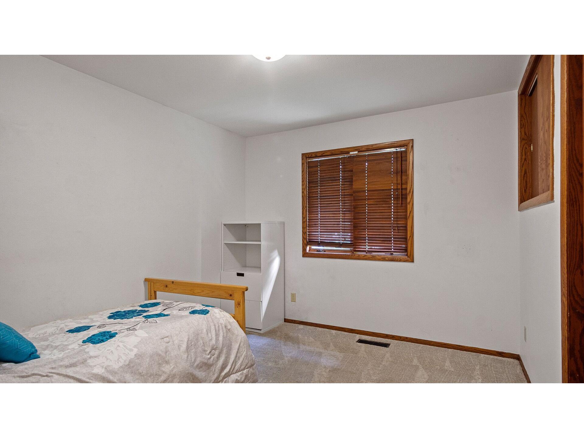 710 Rassbach Street Eau Claire WI 54701 1603093 image23