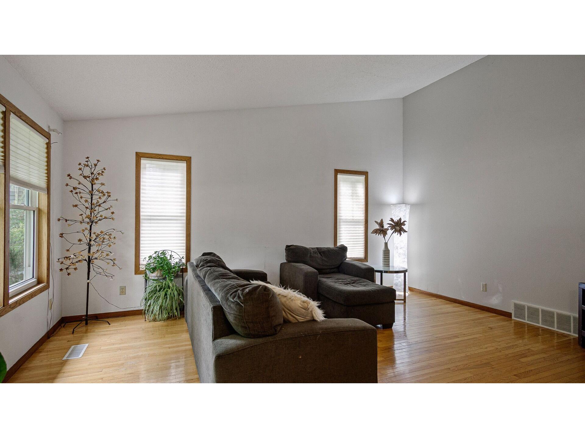 710 Rassbach Street Eau Claire WI 54701 1603093 image8