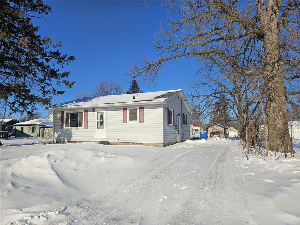 711 Lee Street Rice Lake WI 54868 1598229 image1