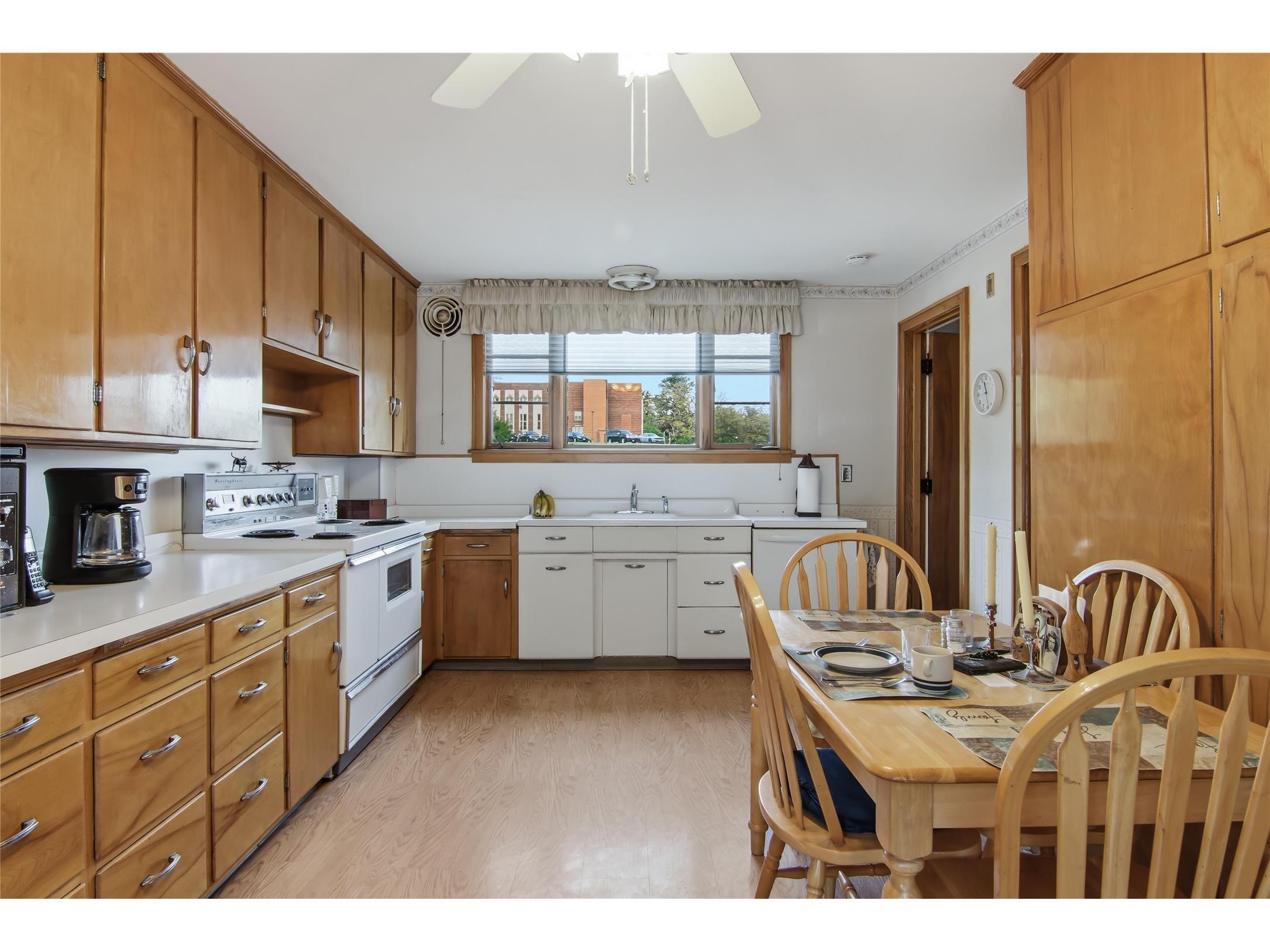712 N Bridge Street Chippewa Falls WI 54729 1601291 image10