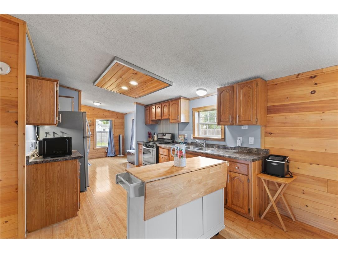 713 Center Street Chetek WI 54728 1596389 image13