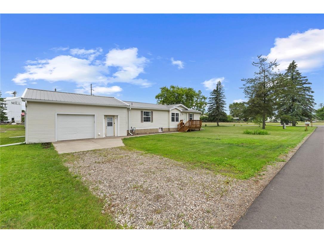 713 Center Street Chetek WI 54728 1596389 image2