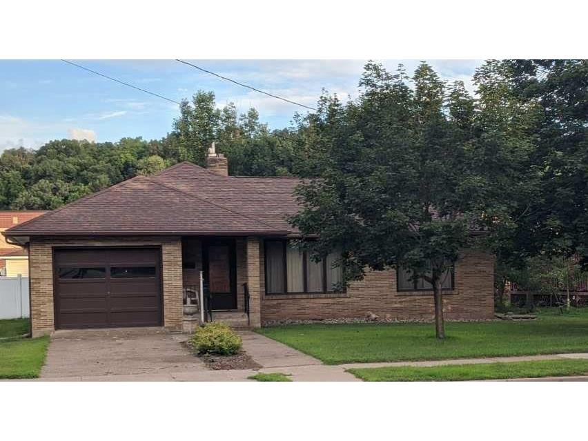 713 E Prospect Street Durand WI 54736 1583897 image1