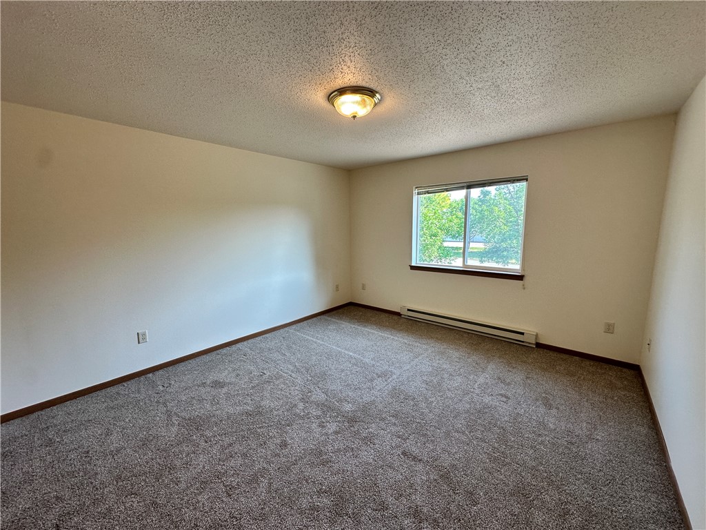 714 Bruce Court #12 Menomonie WI 54751 1597416 image4