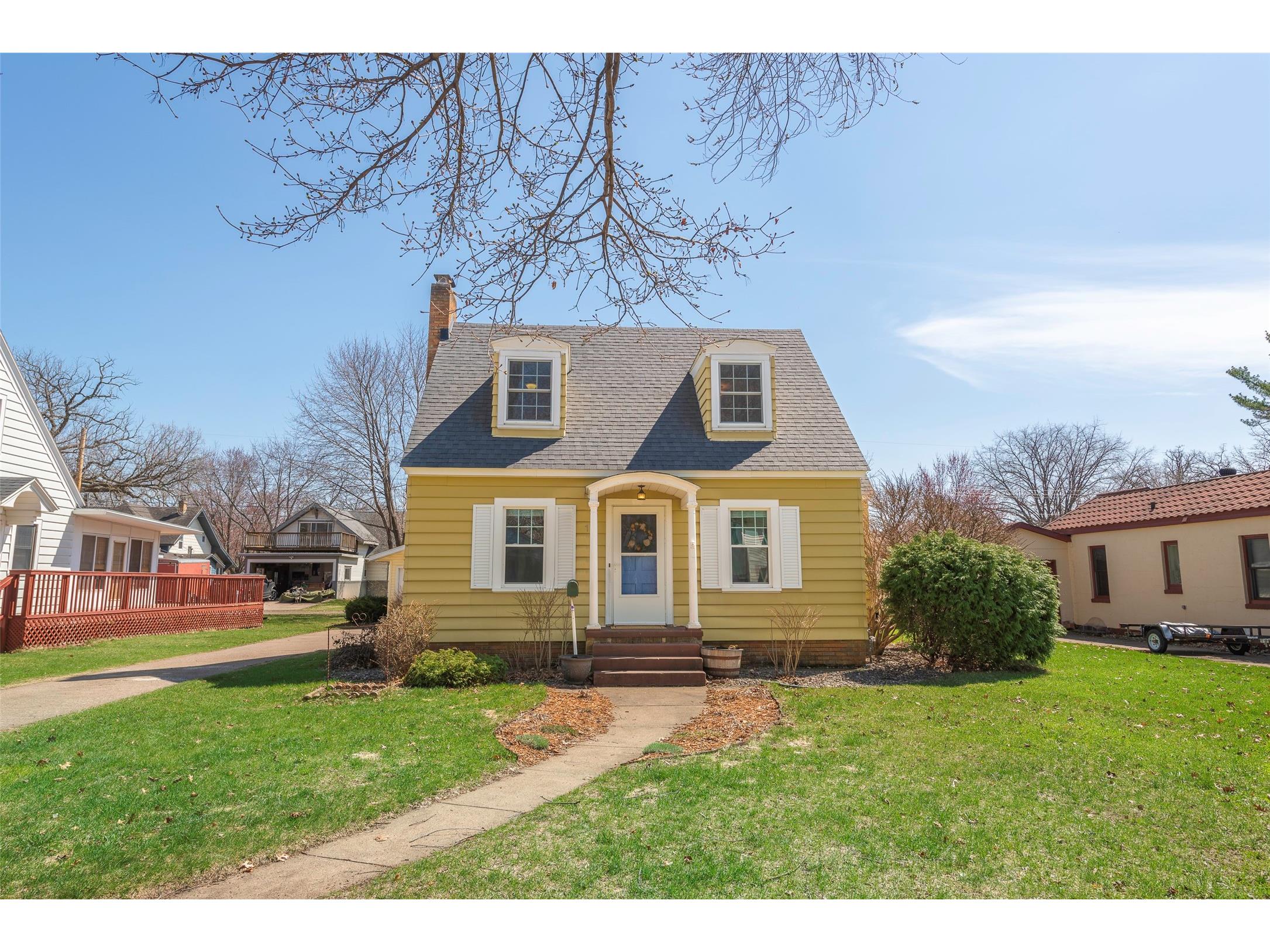 715 Rand Street Chippewa Falls WI 54729 1599985 image2