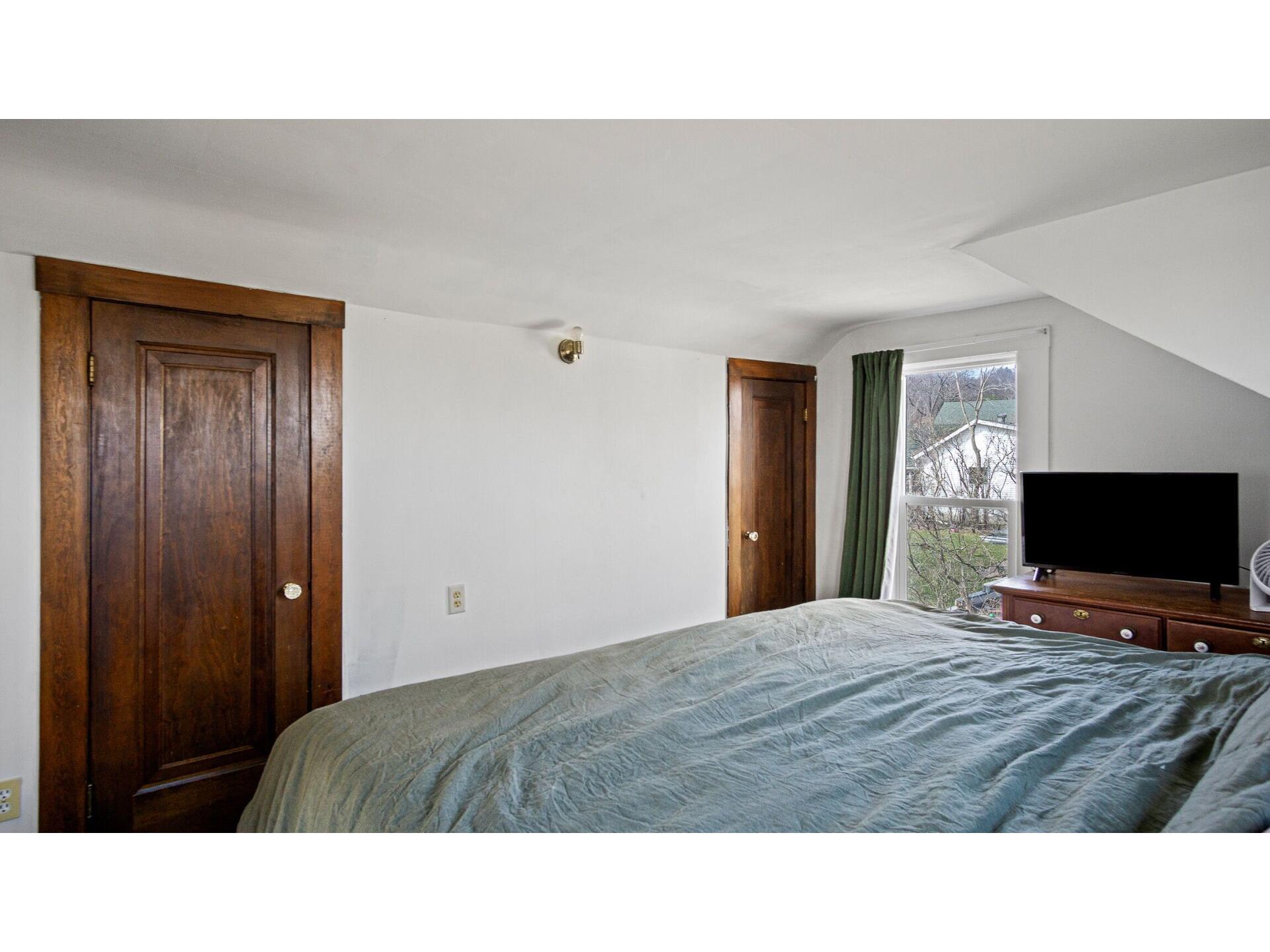 716 Ferry Street Eau Claire WI 54703 1600116 image27