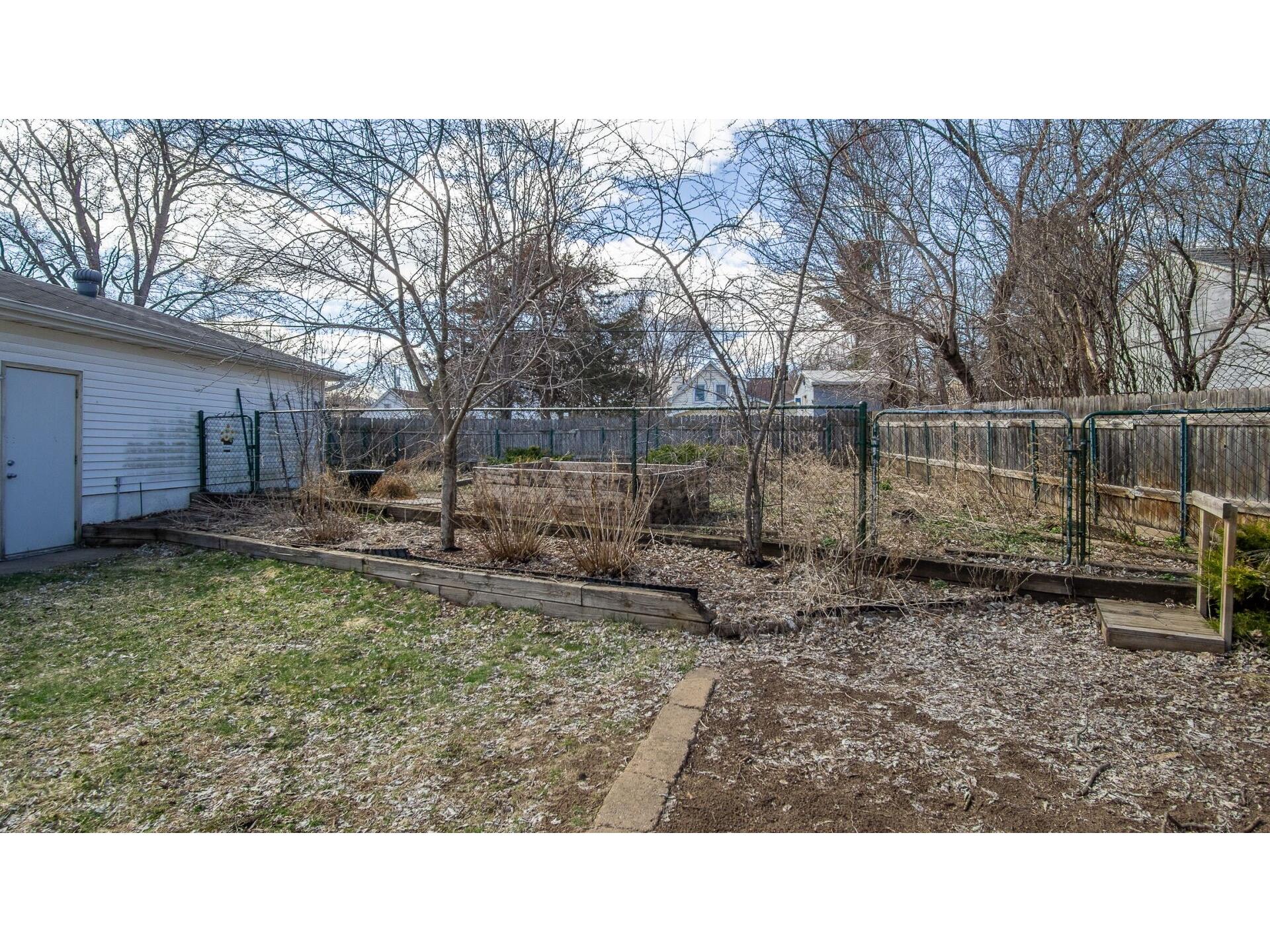 716 Ferry Street Eau Claire WI 54703 1600116 image36