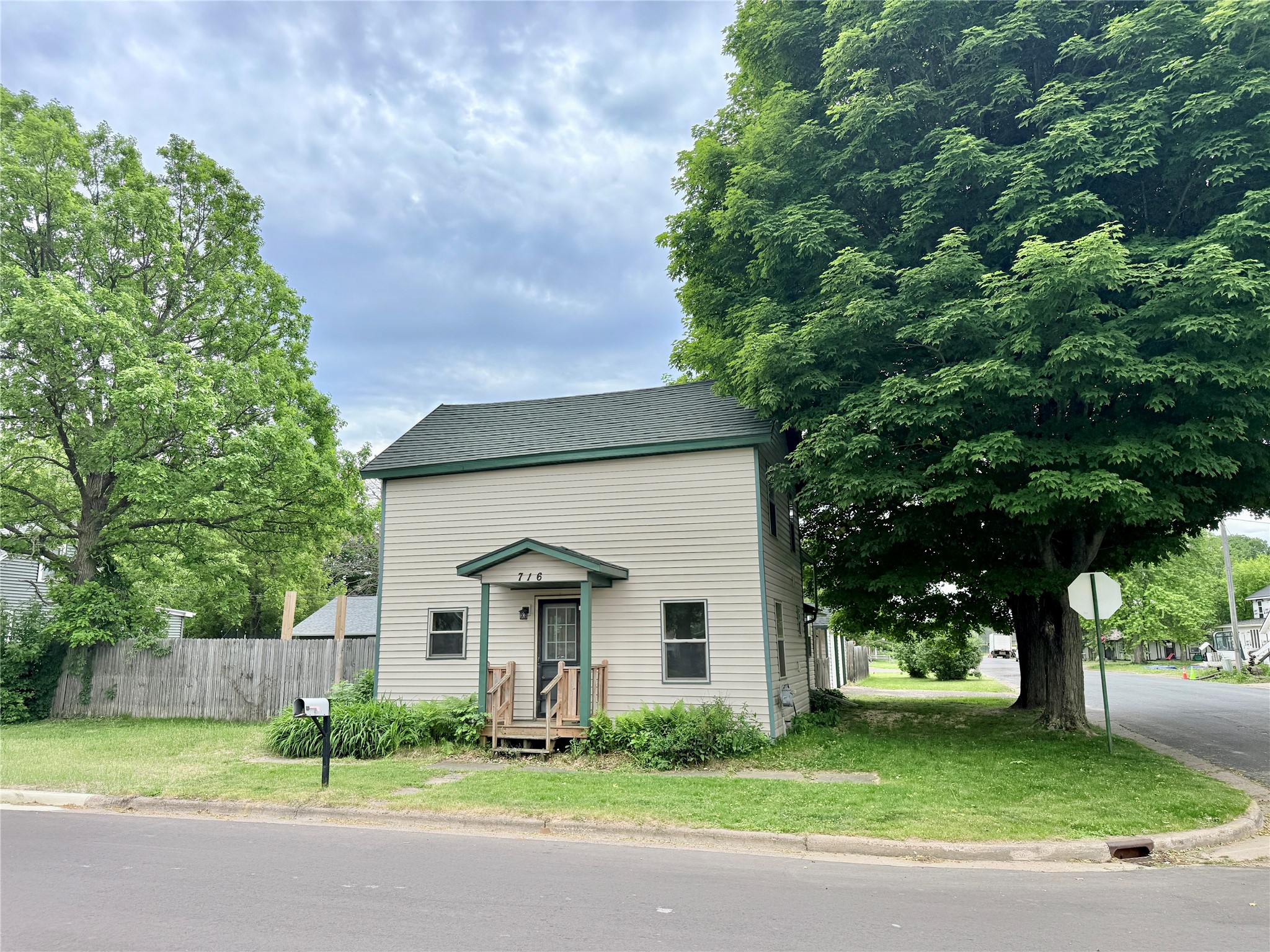 716 Lee Street Rice Lake WI 54868 1602009 image1
