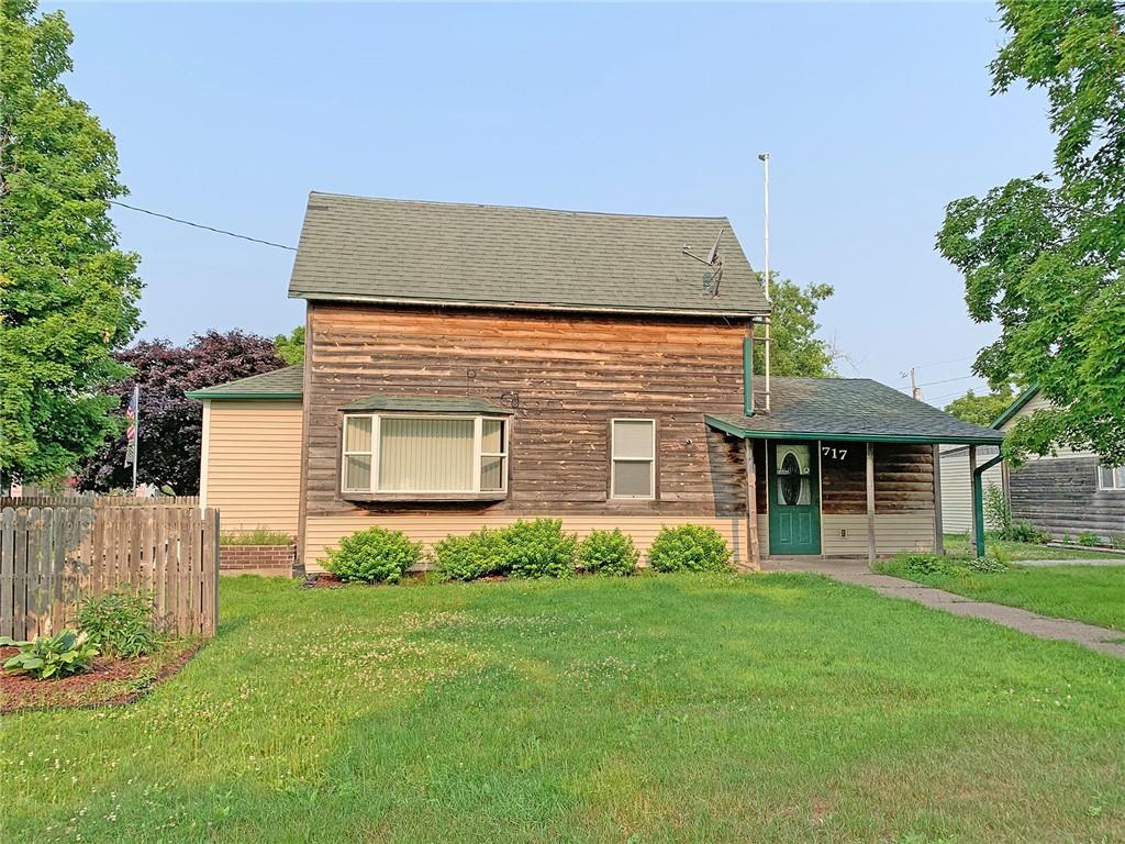 717 E Butternut Avenue Luck WI 54853 1575042 image1