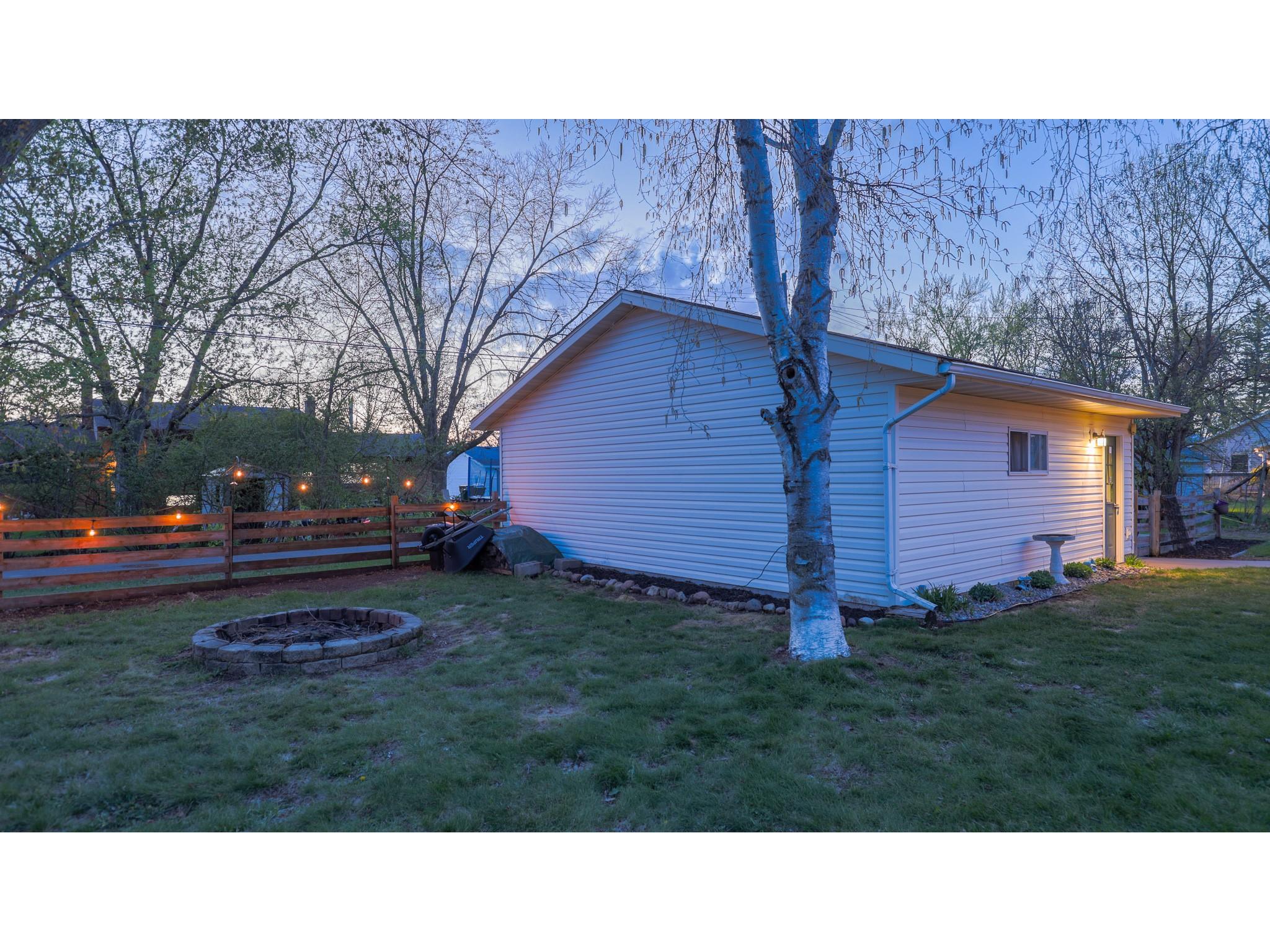 718 Maple Street Chippewa Falls WI 54729 1600629 image7