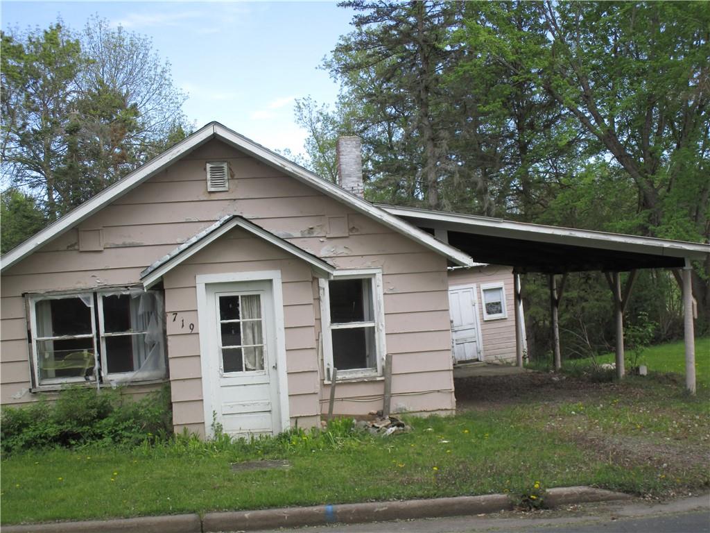 719 E 2nd Street S Ladysmith WI 54848 1582144 image1