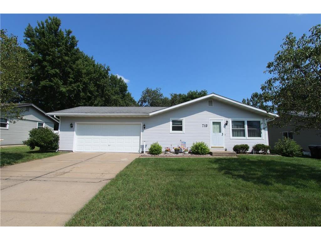 719 S Willson Drive Altoona WI 54720 1584143 image1