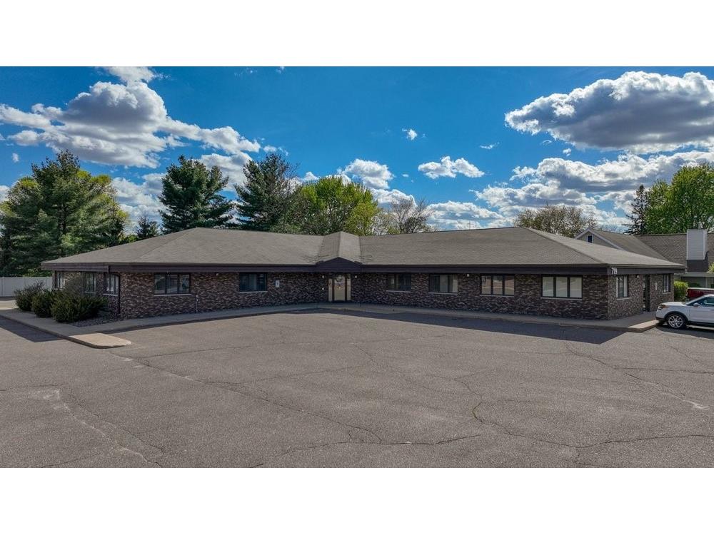 719 W Hamilton Avenue Eau Claire WI 54701 1597507 image1