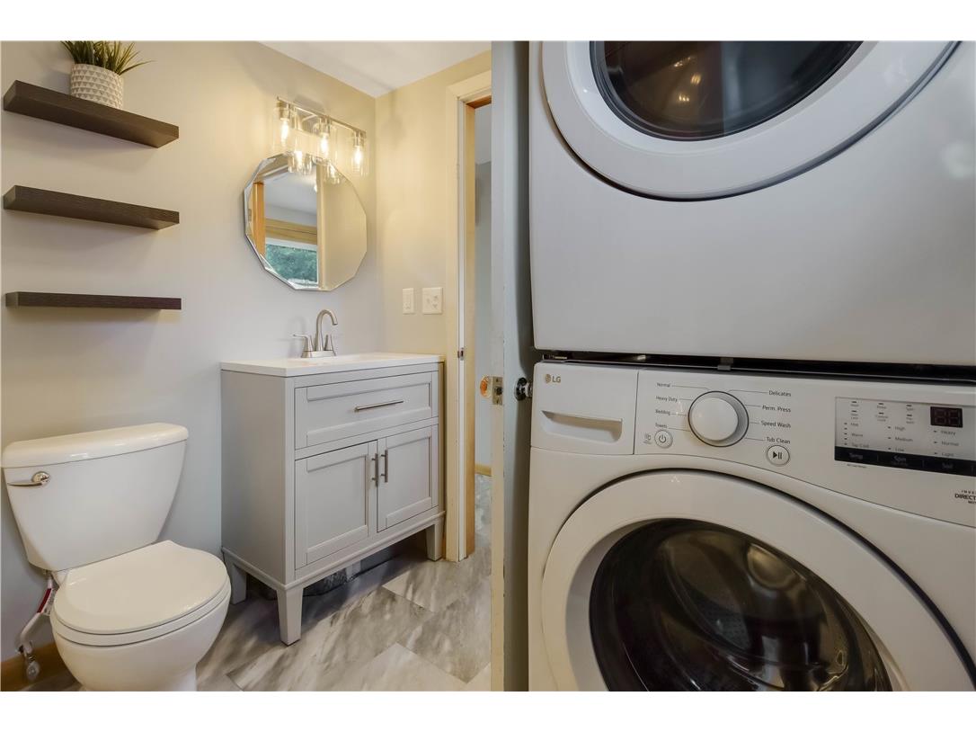 723 Huebsch Boulevard Eau Claire WI 54701 1594660 image12