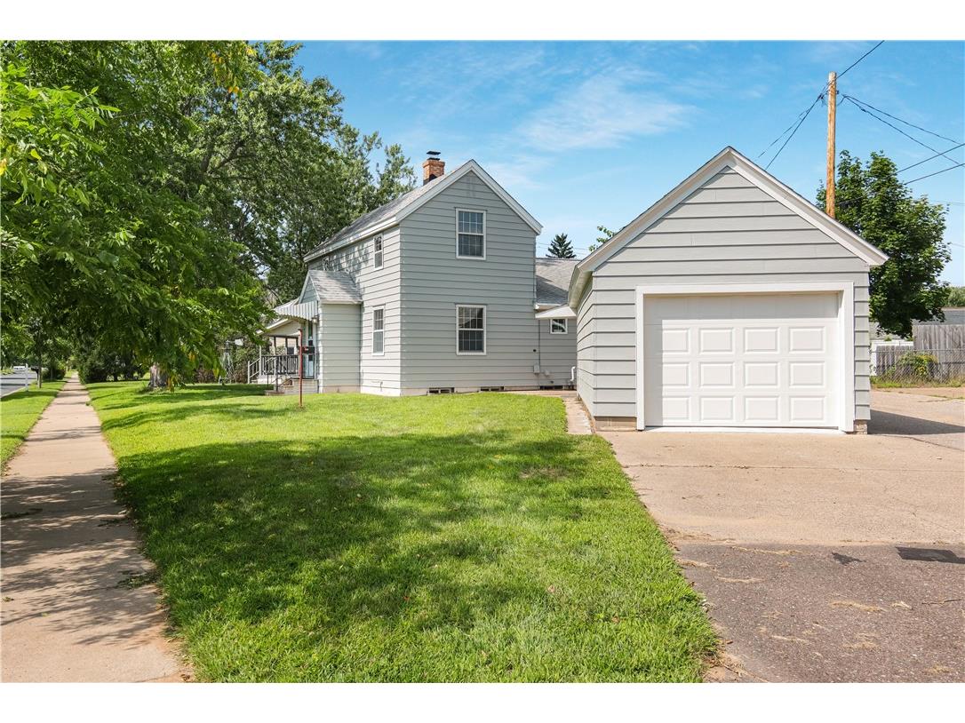 723 Huebsch Boulevard Eau Claire WI 54701 1594660 image2