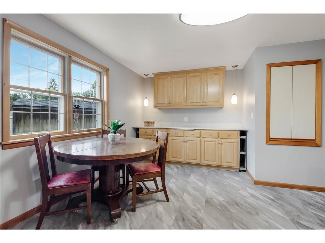 723 Huebsch Boulevard Eau Claire WI 54701 1594660 image6