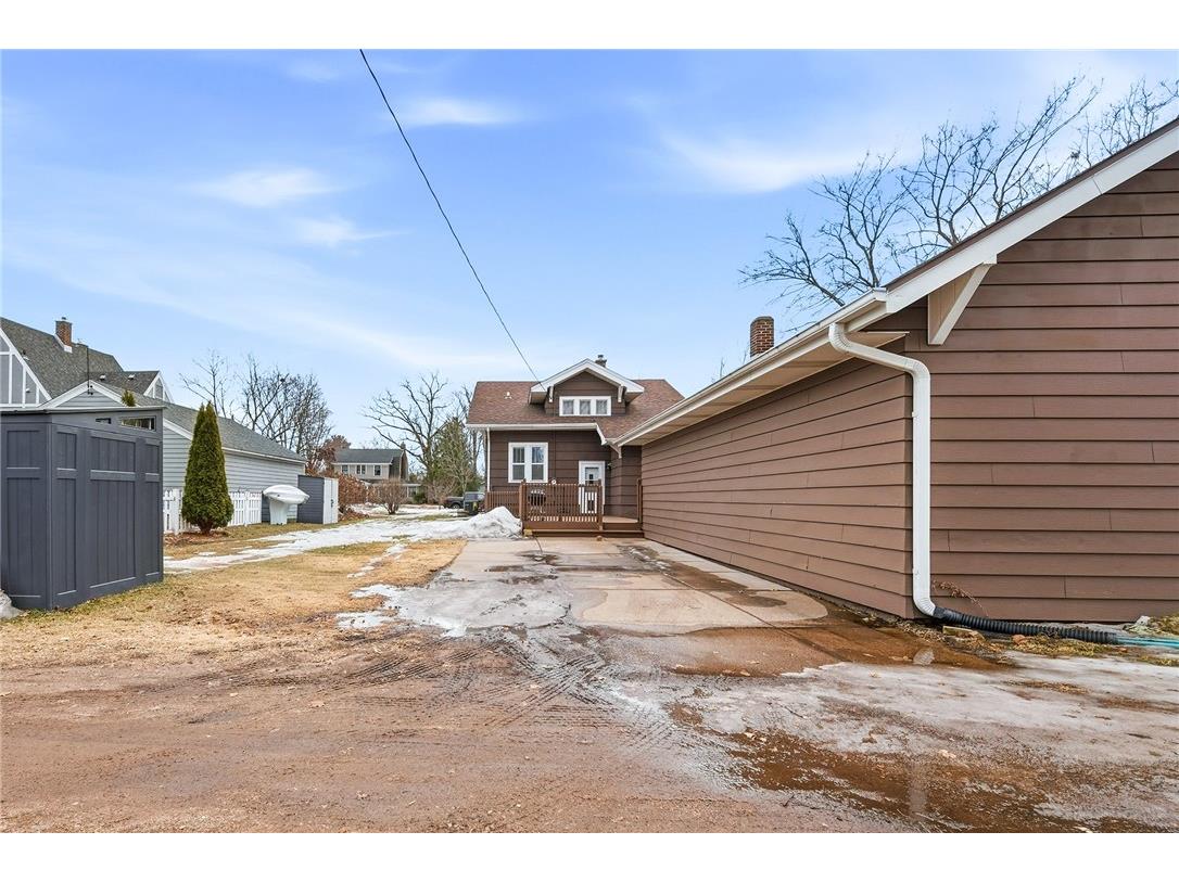 724 Dover Street Chippewa Falls WI 54729 1598891 image35