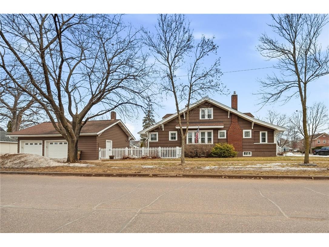 724 Dover Street Chippewa Falls WI 54729 1598891 image37
