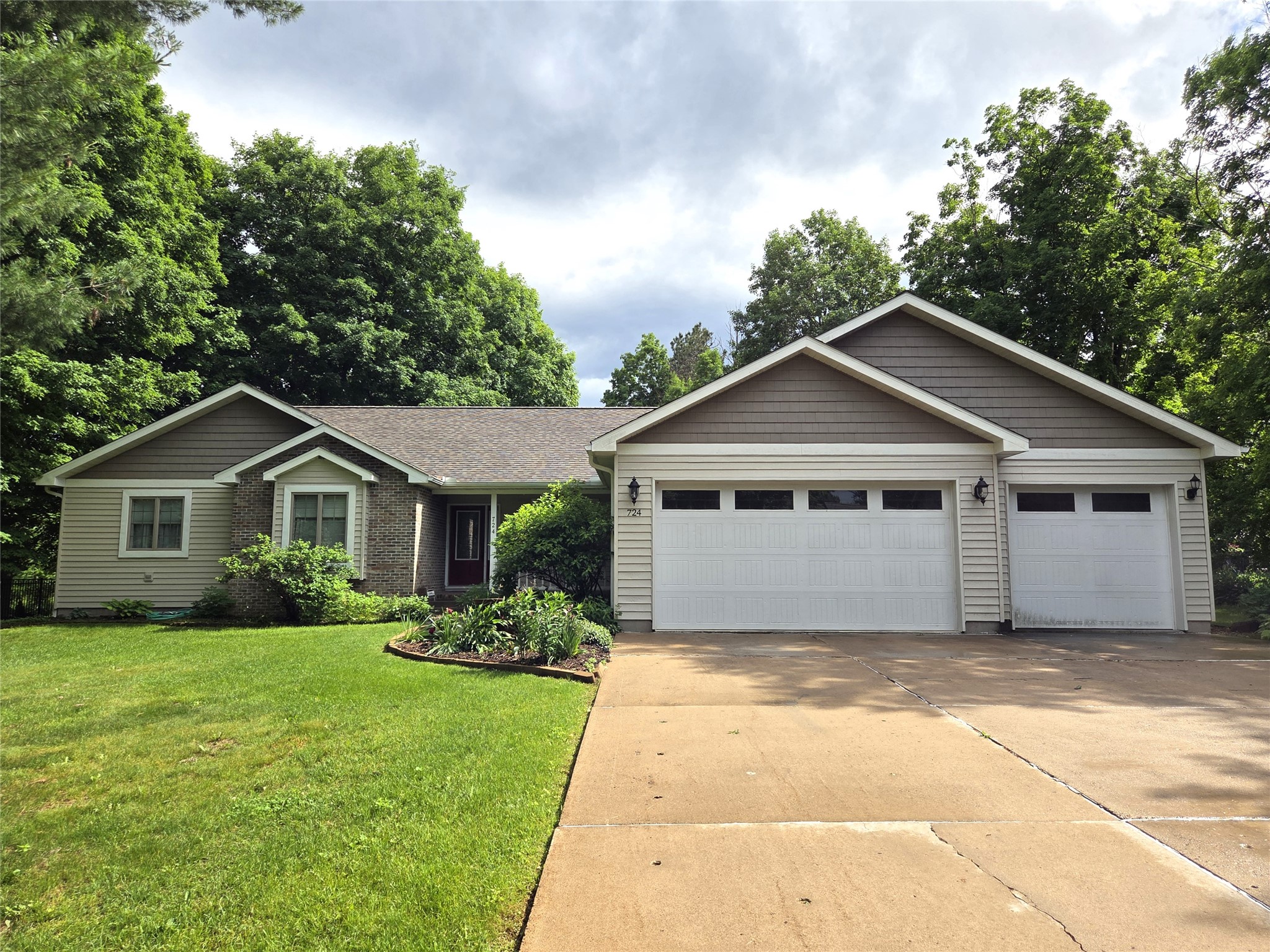 724 Pine Place Rice Lake WI 54868 1602221 image1
