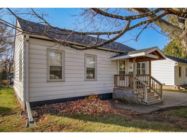 725 Stanley Street Chippewa Falls WI 54729 1569815 image1