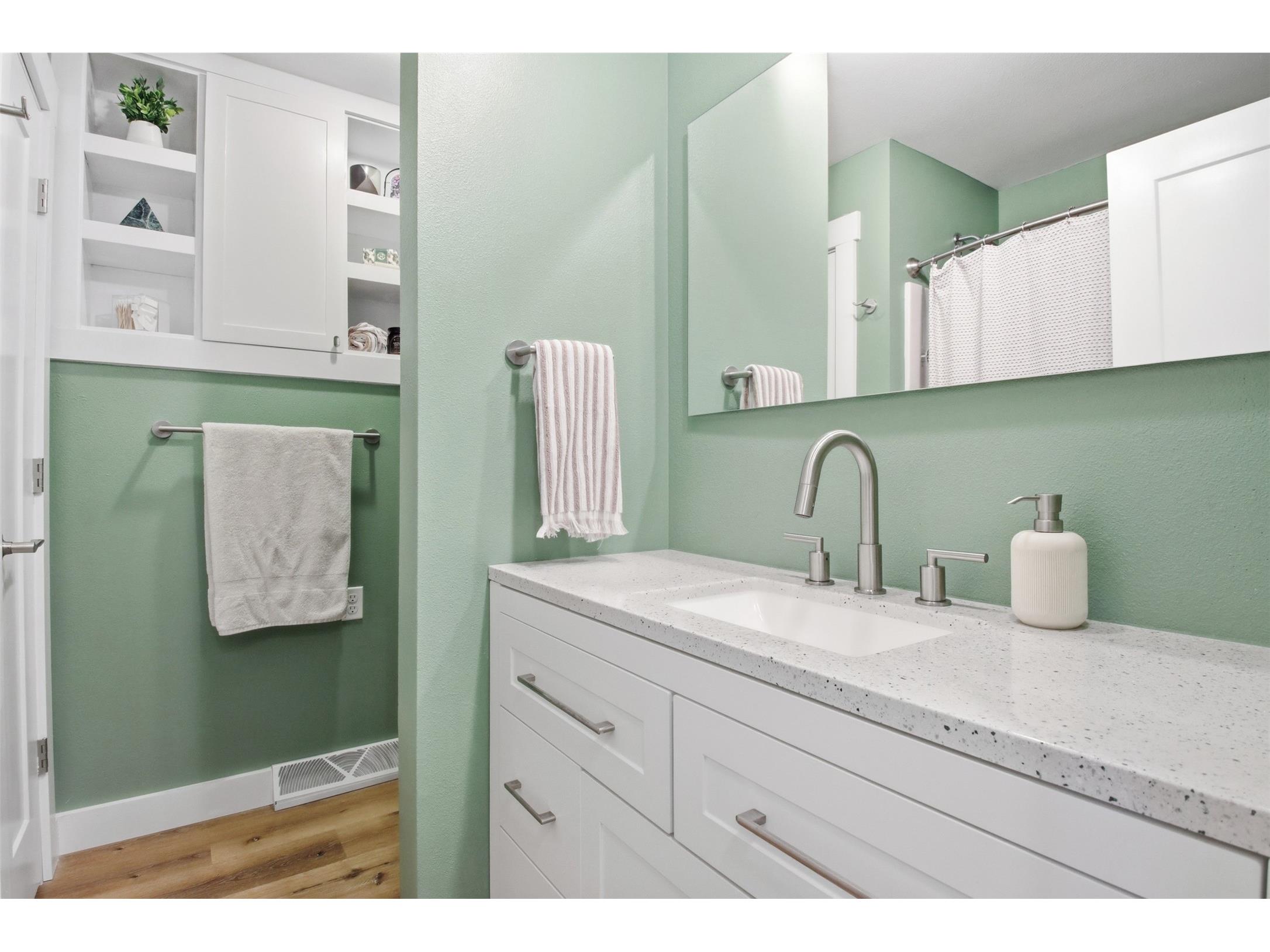 728 2nd Street W Altoona WI 54720 1600956 image28