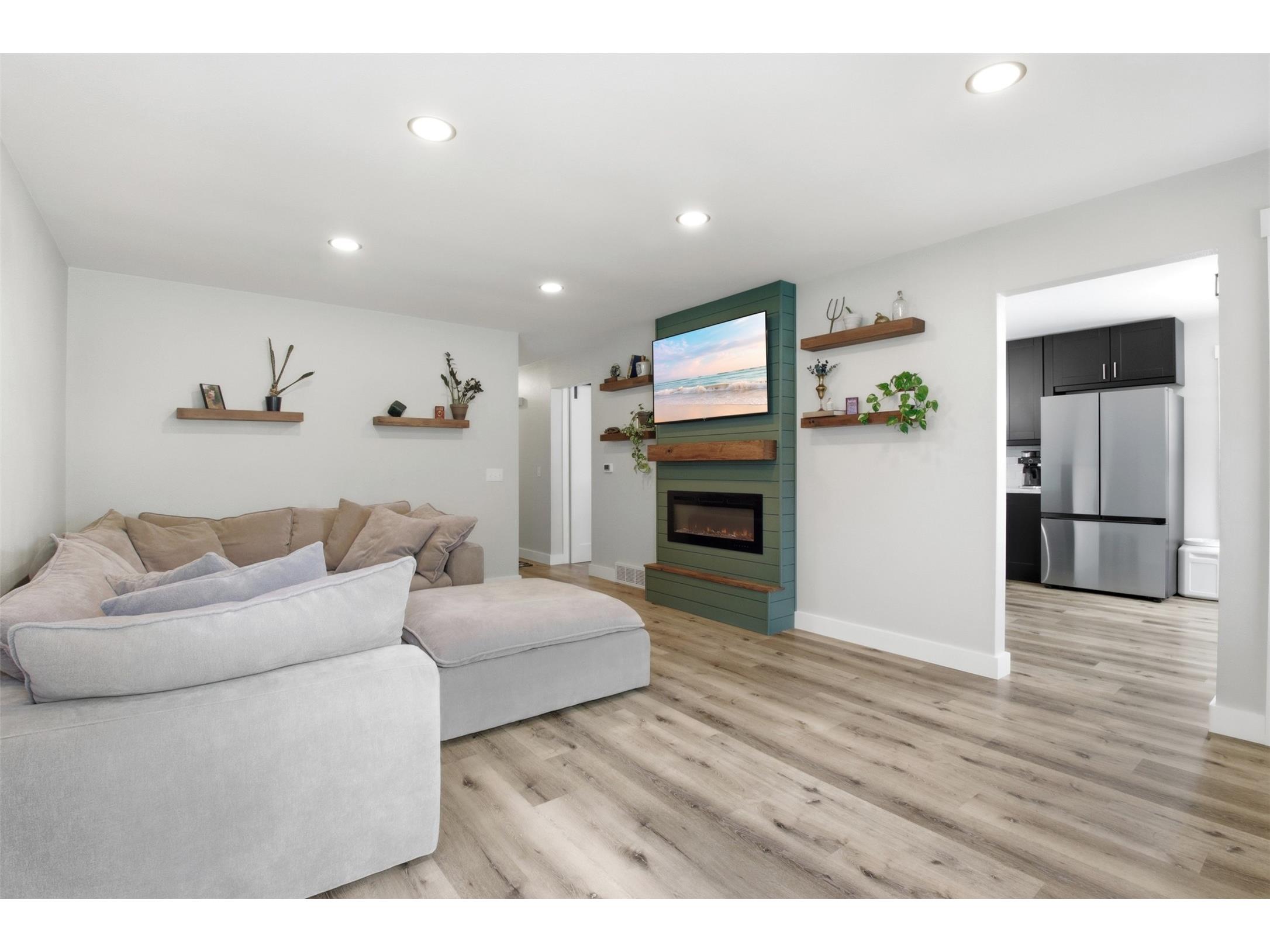 728 2nd Street W Altoona WI 54720 1600956 image4