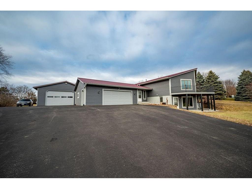 730 N Meadow Drive Hudson WI 54016 1580738 image1