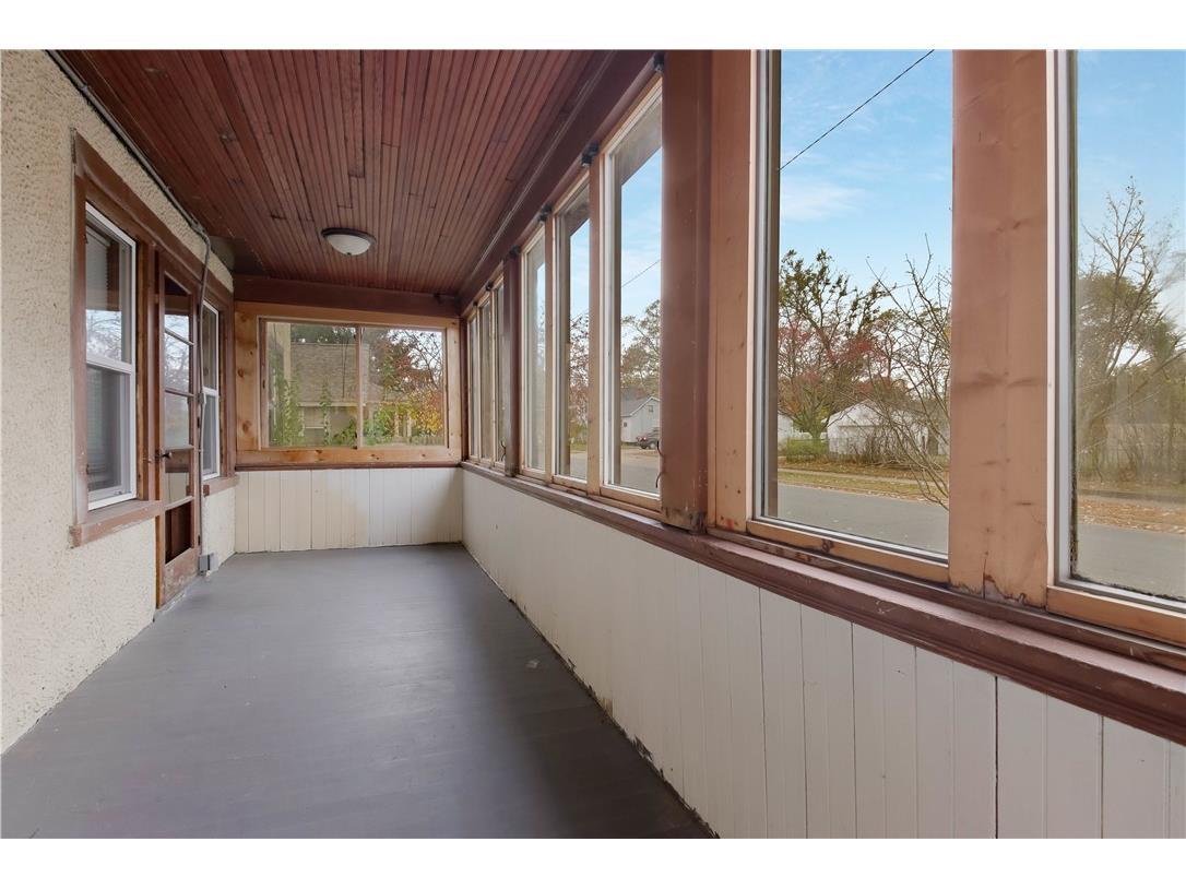 739 Broadway Street Eau Claire WI 54703 1596443 image9