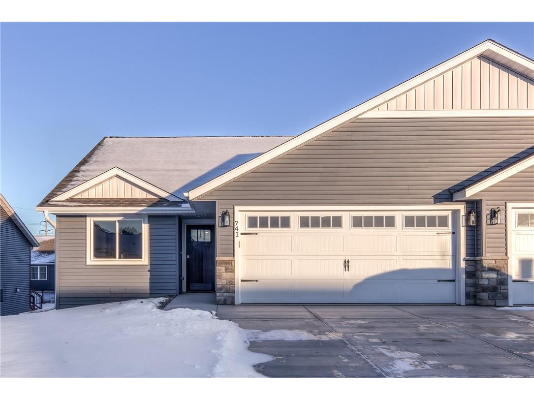 741 Sequoia Drive Altoona WI 54720 1586354 image1