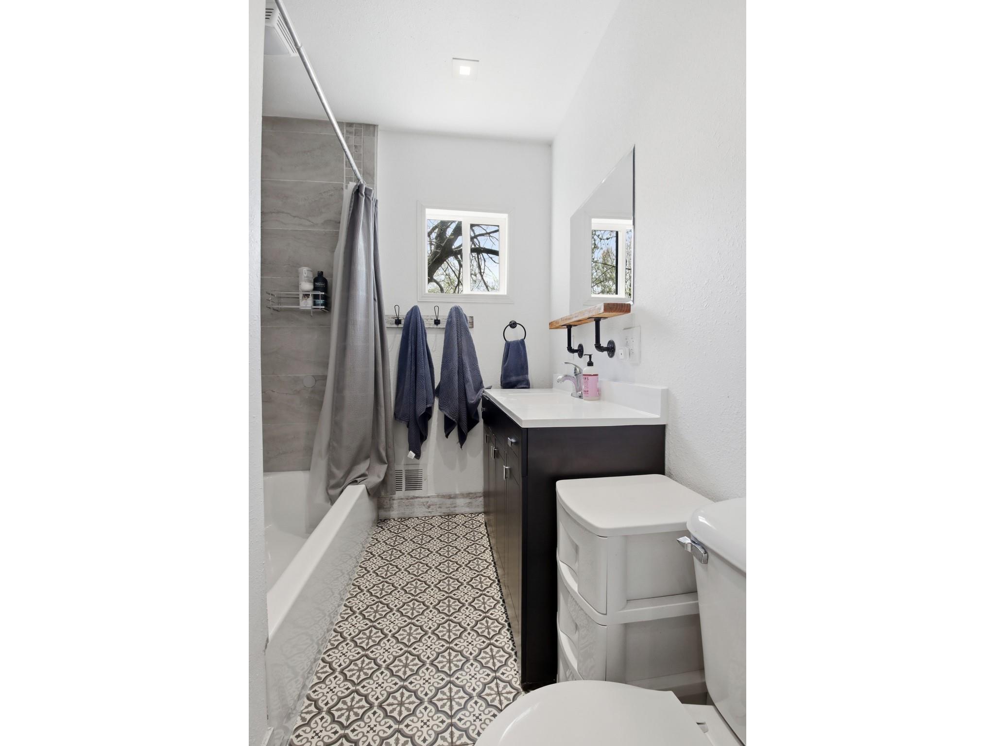 742 Gilman Street Stanley WI 54768 1600761 image18
