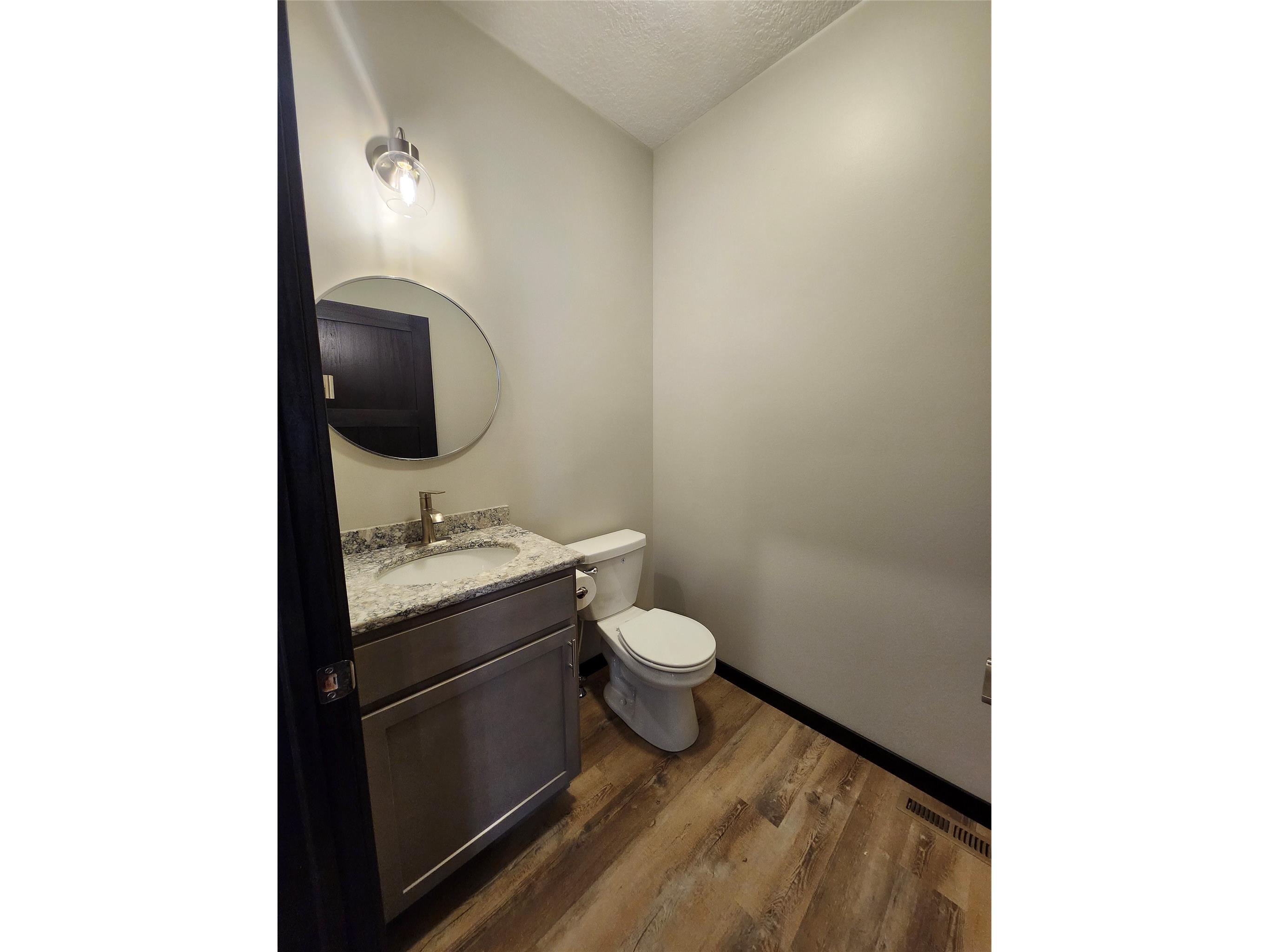 742 Sequoia Drive Altoona WI 54720 1600135 image7