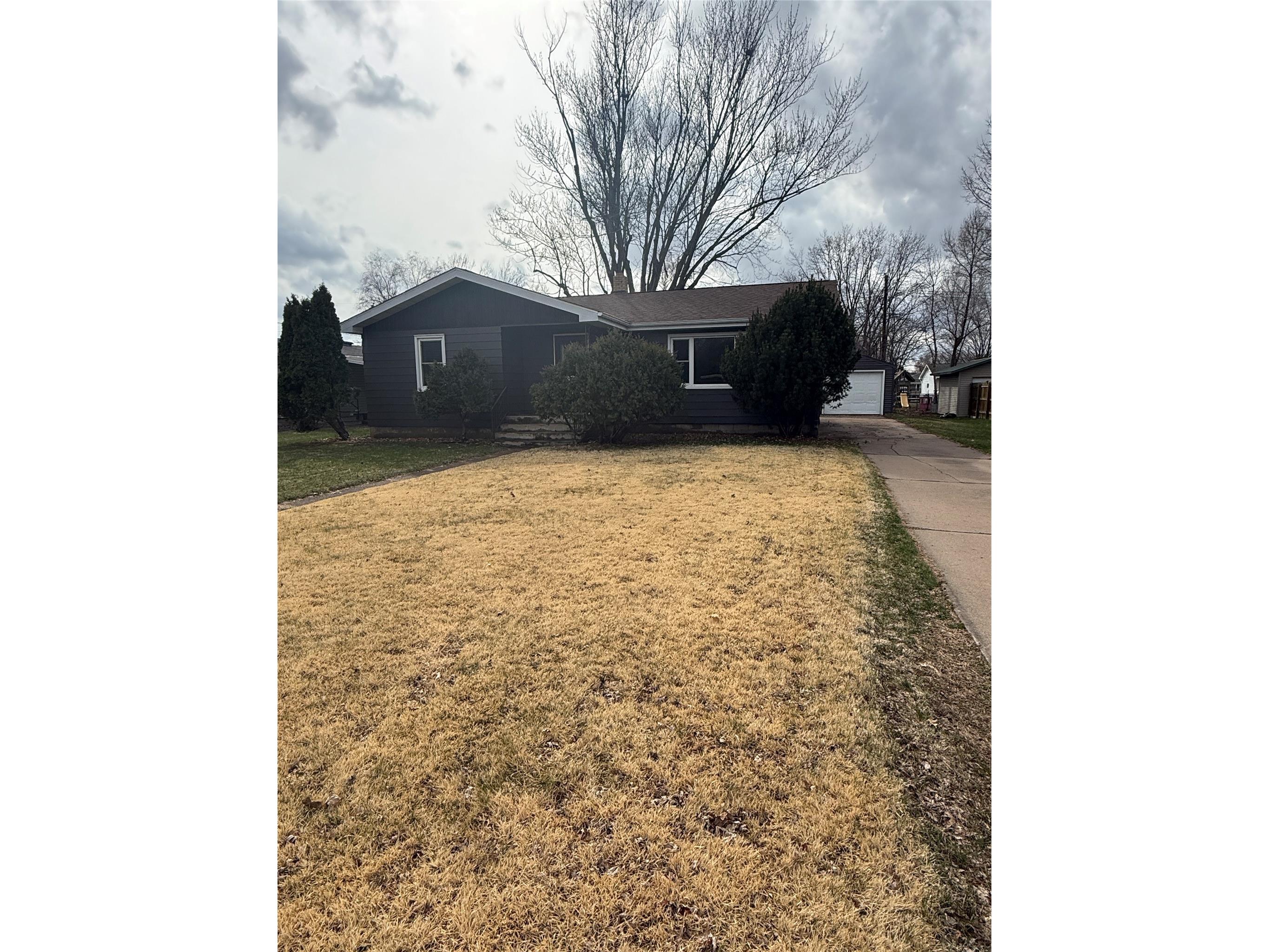 744 Wilson Street Chippewa Falls WI 54729 1600019 image1
