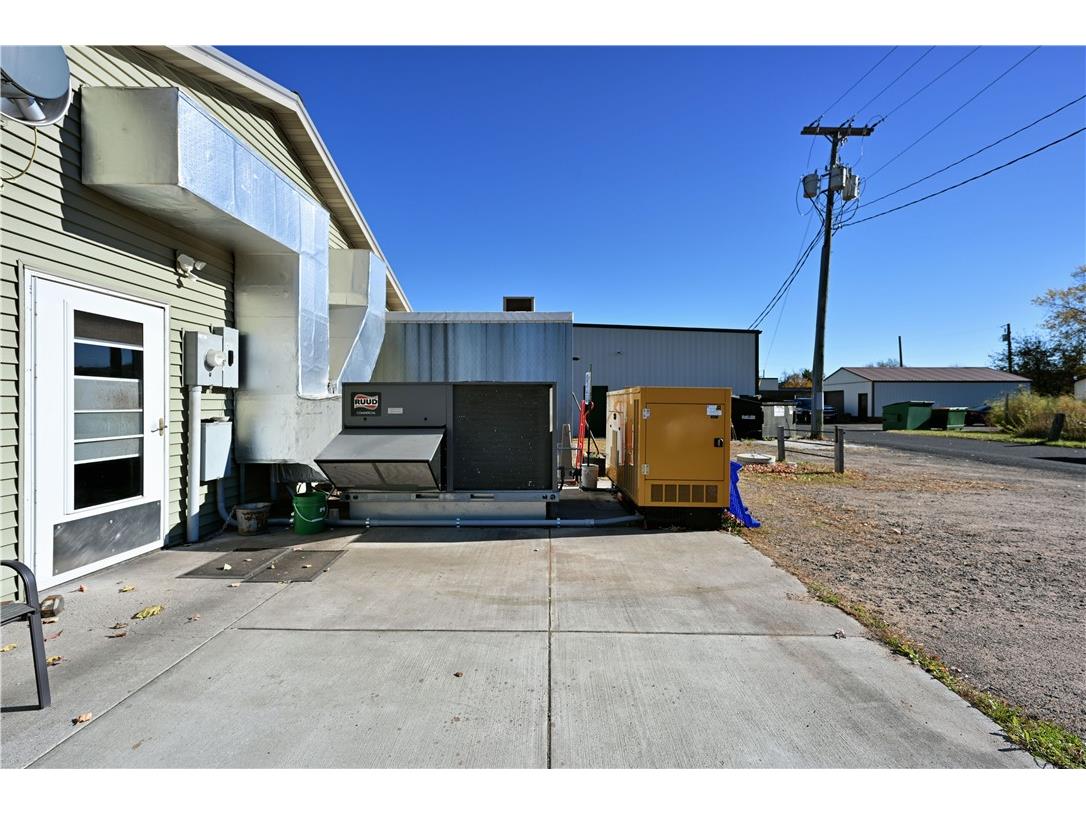 7709 Main Street Siren WI 54872 1596947 image37