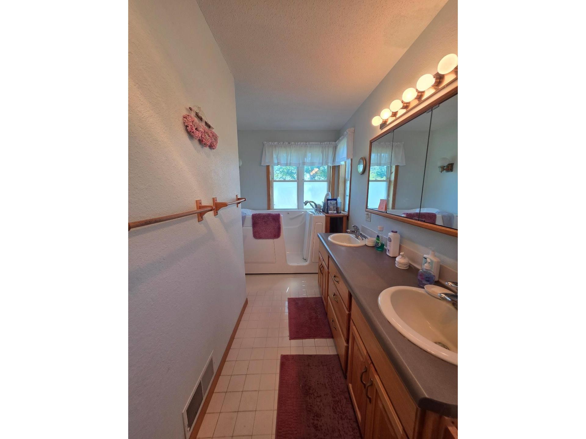 772 5th Ave. Cumberland WI 54829 1602587 image22