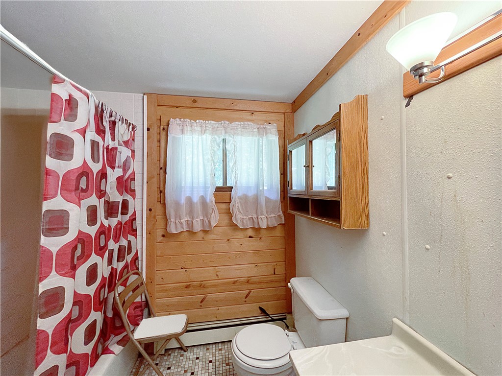 7770N Rollys Lane Hayward WI 54843 - Grindstone Lake 1594397 image12