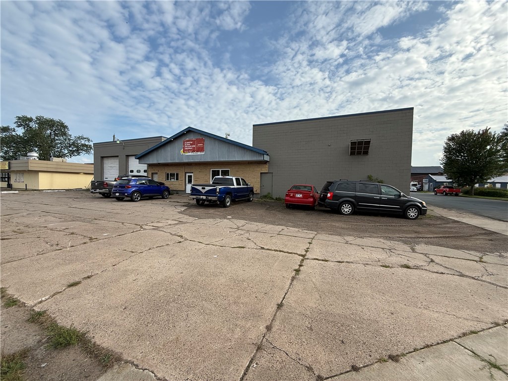 8 S 4th Street Barron WI 54812 1595721 image2