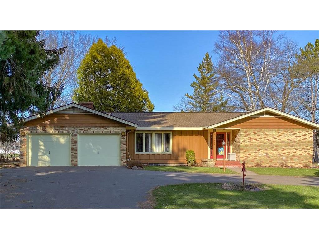 8017 Duncan Court, Bloomer, WI 54724 MLS 1564303 Edina Realty