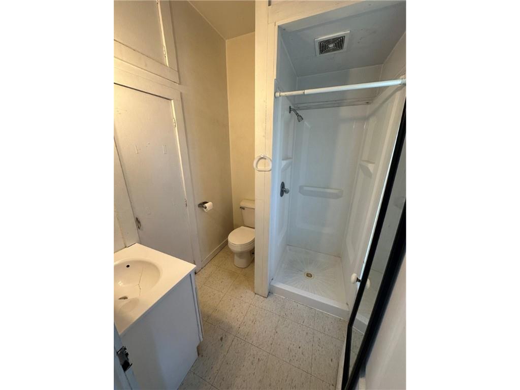 802 6th Avenue E #2 Menomonie WI 54751 1595739 image4