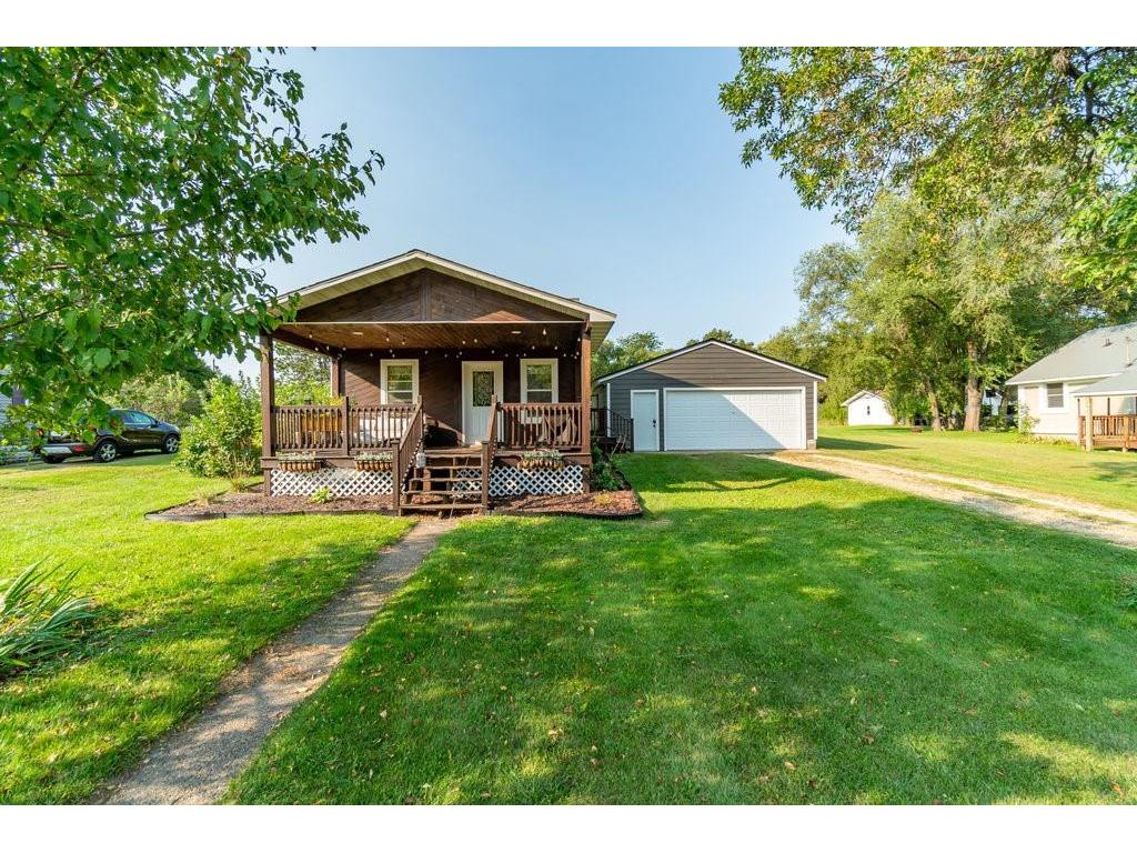 803 University Avenue Colfax WI 54730 1585542 image1