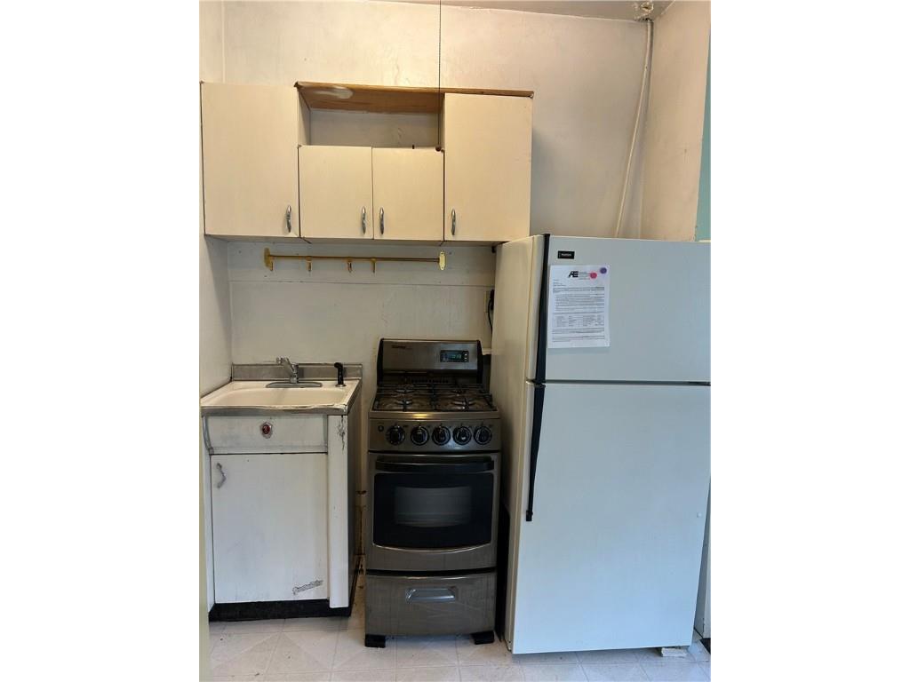 803 Wilson Avenue E #6 Menomonie WI 54751 1595743 image3