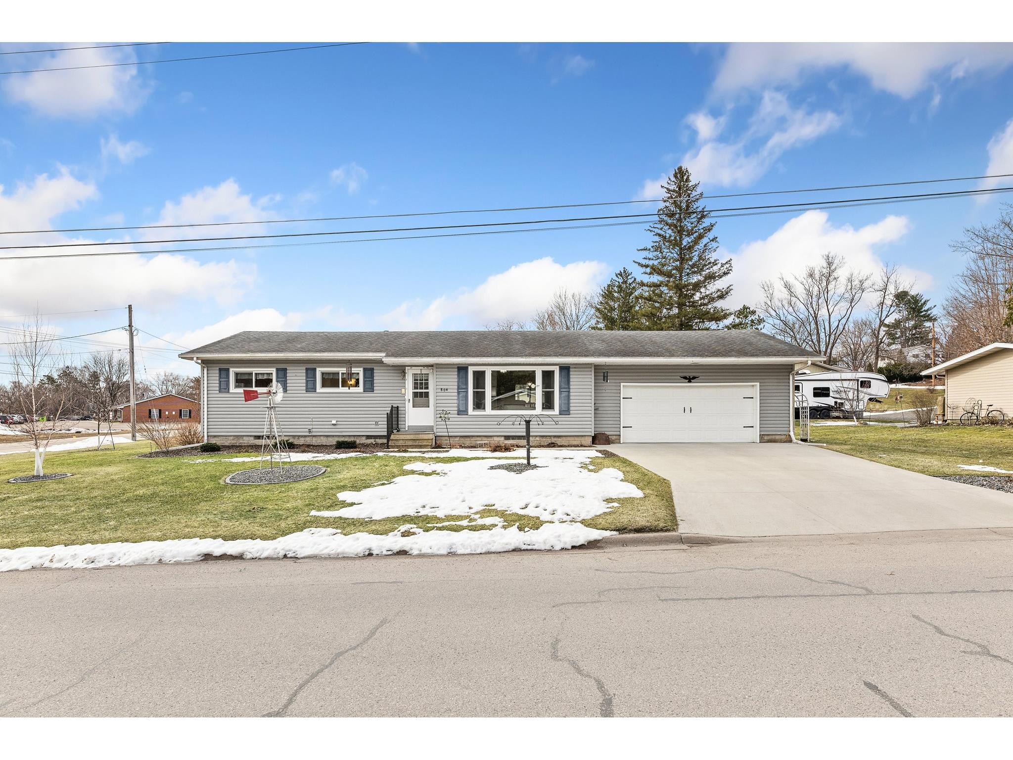 804 Golf Road Black River Falls WI 54615 1599406 image1