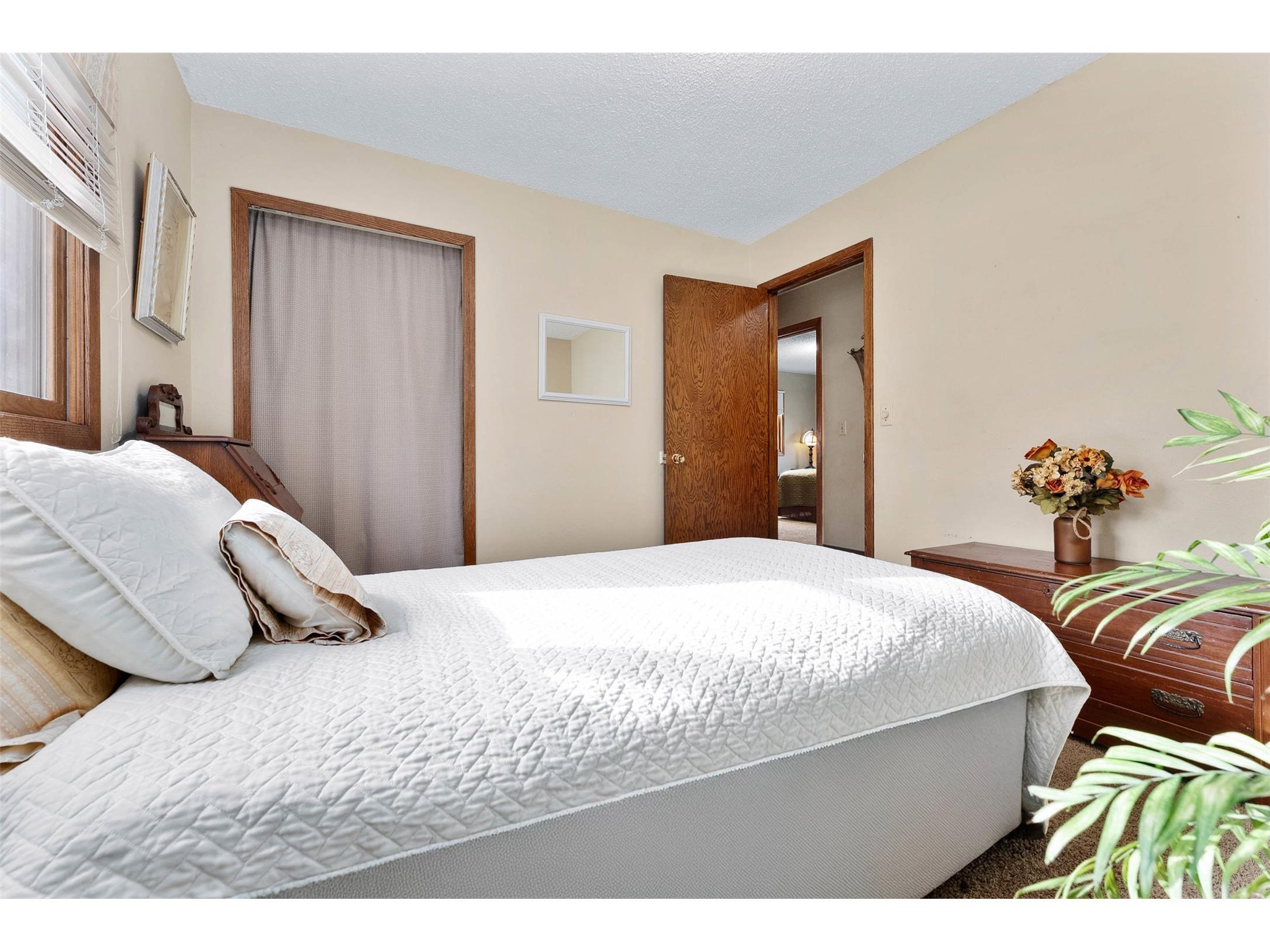 804 Roberts Street Altoona WI 54720 1599424 image20
